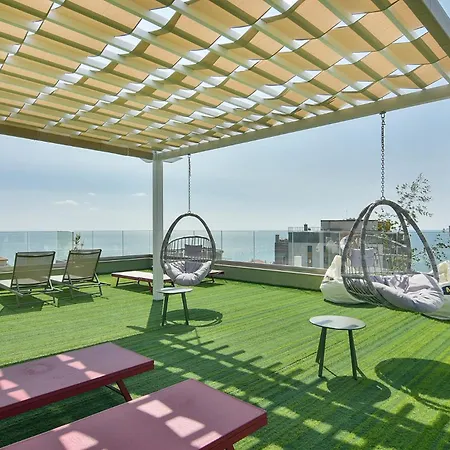 Sea Lounge מלון דירות