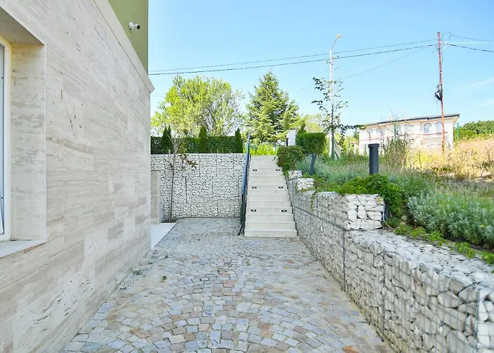 Sea Lounge 3* Várna