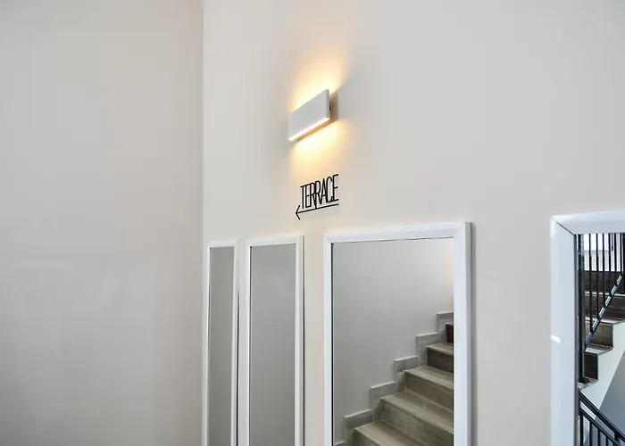 Sea Lounge Apartmanhotel 3*